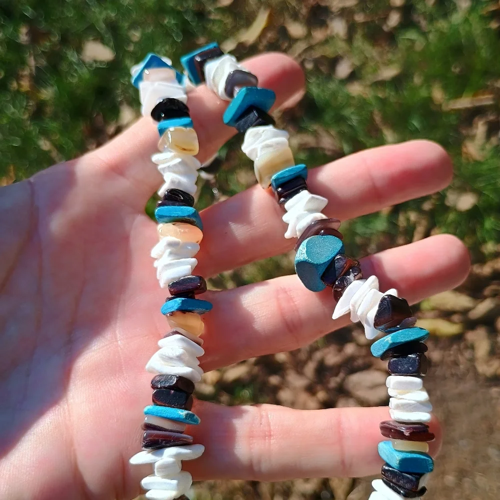 Vintage, handmade Hawaiian style shell and stone necklace, surf core, bohemian